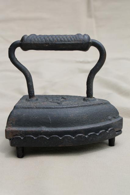 photo of old antique Geneva star clothes iron & cast iron trivet stand #3