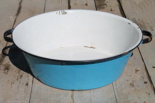 photo of old antique blue & white enamelware dish pan, wash tub or primitive sink basin #1