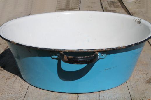 photo of old antique blue & white enamelware dish pan, wash tub or primitive sink basin #2