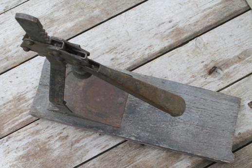 photo of old antique bottle capper & lot of vintage bottle caps, primitive bottling set-up #7