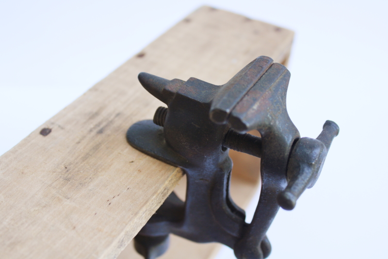 photo of old antique cast iron vise, bench clamp tiny vise w/ anvil for jewelers metalworking or miniatures #2