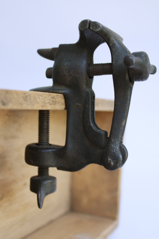 photo of old antique cast iron vise, bench clamp tiny vise w/ anvil for jewelers metalworking or miniatures #6