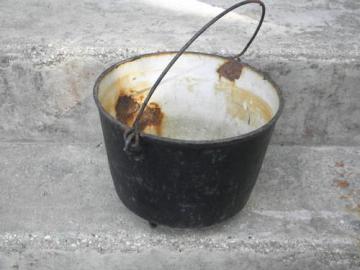 catalog photo of old antique cast iron witches cauldron, fireplace/campfire kettle pot