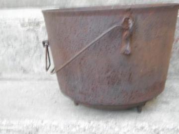 catalog photo of old antique cast iron witches cauldron, fireplace/campfire kettle pot