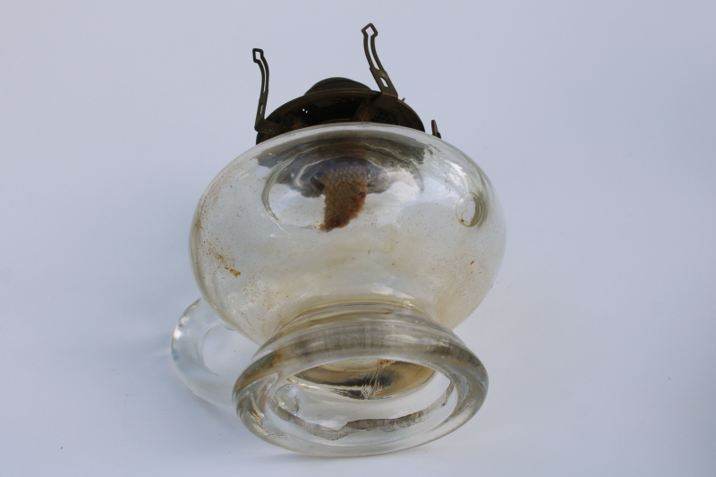 photo of old antique glass oil lamp with handle, early 1900s vintage Queen Anne burner  #8