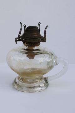 catalog photo of old antique glass oil lamp with handle, early 1900s vintage Queen Anne burner 