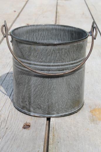 photo of old antique grey graniteware, primitive little lunch pail or berry bucket #2