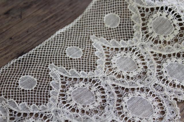 photo of old antique lace wide edging flounce, French bobbin lace net scallops ecru cotton thread #5