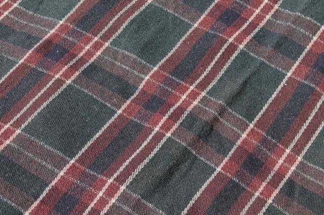 photo of old antique plaid blanket lap robe for buggy or horse drawn sleigh #8