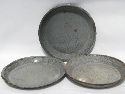 photo of old antique speckled enamelware pie plates, vintage graniteware pans lot #4