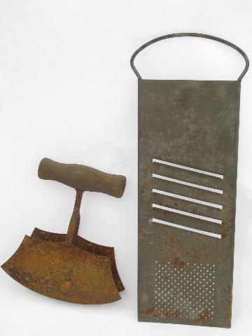 photo of old antique vintage kitchenware, lot primitive wire / rusty metal kitchen utensils #3