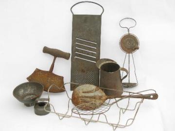 catalog photo of old antique vintage kitchenware, lot primitive wire / rusty metal kitchen utensils