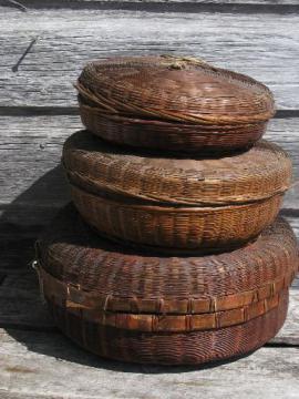 catalog photo of old antique wicker sewing baskets, graduated sizes round basket lot