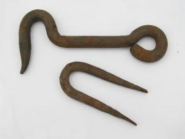 catalog photo of old antique wrought iron barn/stable door latch hook