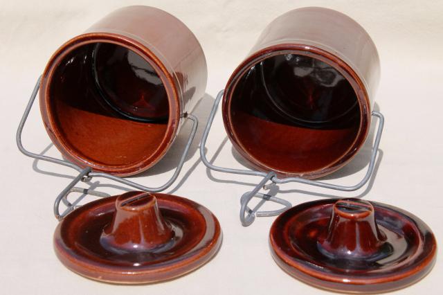 photo of old brown stoneware cheese crock jars w/ wire bail lids, pottery crocks lot #9