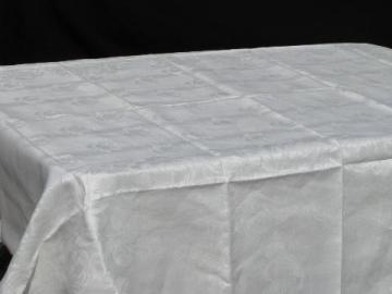 catalog photo of old cabbage roses linen damask tablecloth, vintage table linens