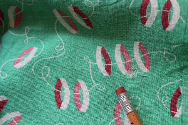 photo of old cotton feed sack fabric w/ wedding ring print in green & pink, 1950s vintage #4