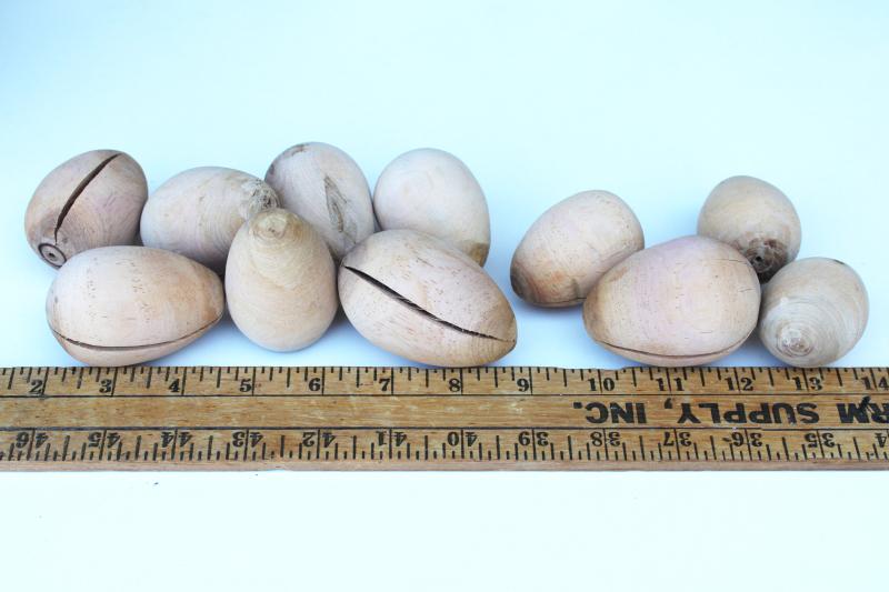 photo of old cracked carved wood nest box eggs, natural brown eggs, vintage primitives #1