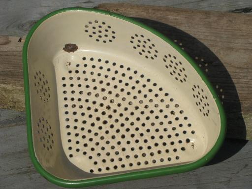 photo of old cream and green enamelware sink corner strainer, triangle shape colander #2