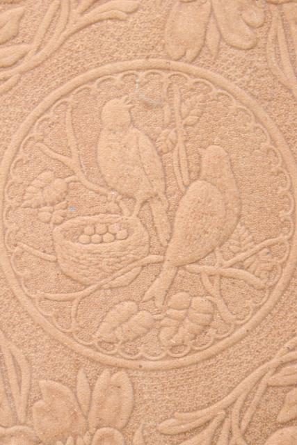 photo of old embossed pressed paper picture wreath & doves, early 1900s vintage flue cover #5