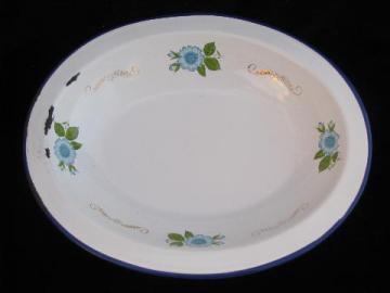 catalog photo of old enamelware vegetable bowl, sky blue flowers, Monterrey - Mexico