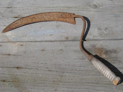 photo of old farm tools lot, vintage corn knives w/ sickle cutter blade and wood handle #2