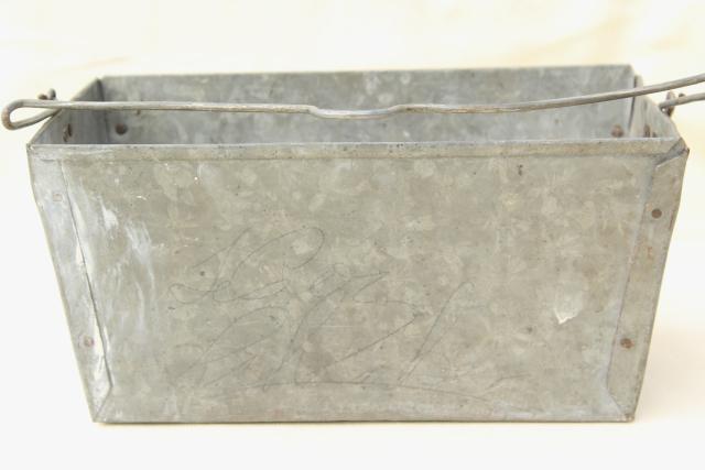 photo of old galvanized zinc metal tool tote box w/ wire handle, rustic primitive vintage patina #5