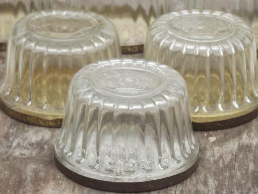 photo of old glass jelly mold preserves jar lot, vintage jelly glasses w/ metal lids #4