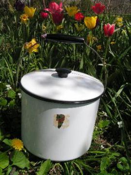 catalog photo of old graniteware pail with lid, original label