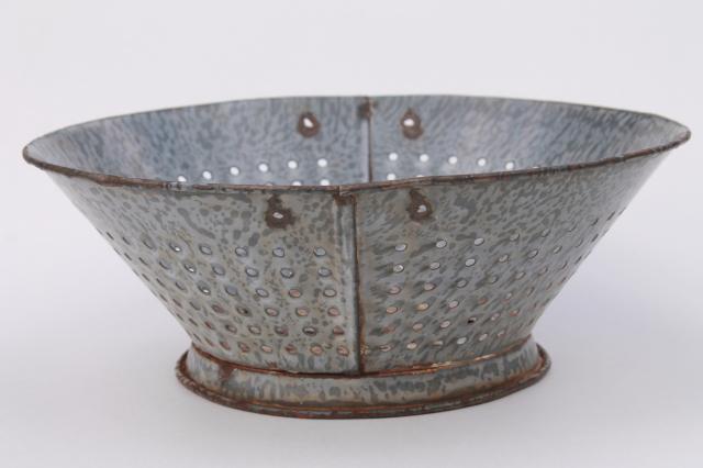 photo of old grey graniteware enamel ware colander basket / strainer, antique kitchen primitive #4