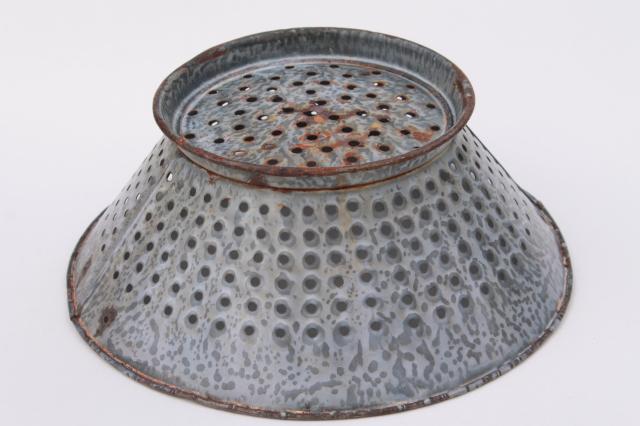 photo of old grey graniteware enamel ware colander basket / strainer, antique kitchen primitive #5