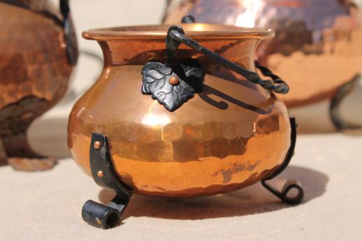 photo of old hammered copper kettles lot, collection of small cauldron pots w/ wrought iron handles #4