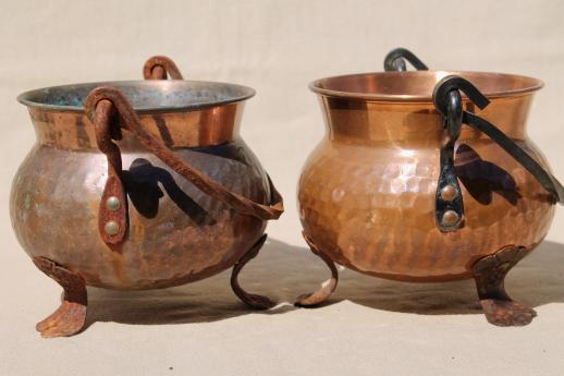 photo of old hammered copper kettles lot, collection of small cauldron pots w/ wrought iron handles #8