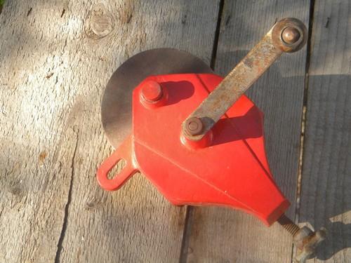 photo of old hand crank shop bench grinder for sharpening knives, scissors, tools #2