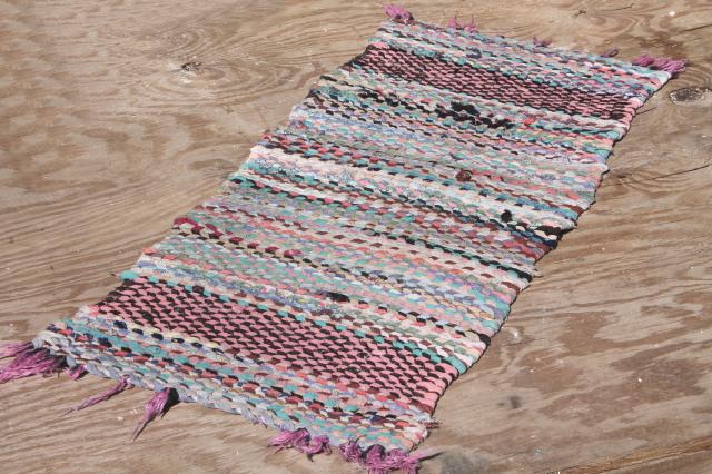 photo of old hand woven twined rag rugs, farmhouse primitive vintage rug lot from Wisconsin farm estate #10
