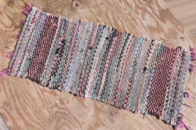photo of old hand woven twined rag rugs, farmhouse primitive vintage rug lot from Wisconsin farm estate #11