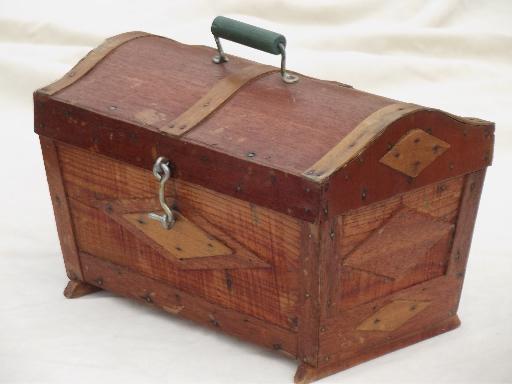 photo of old handmade wood sewing box, small dome top trunk or chest, tramp art vintage  #1