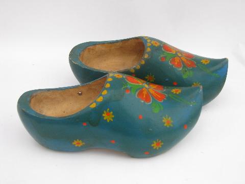 photo of old hand-painted carved klompen wood shoes, Holland folk art clogs #3