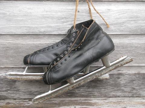 photo of old hockey skates, vintage ice skates w/ Canada made leather boots #1