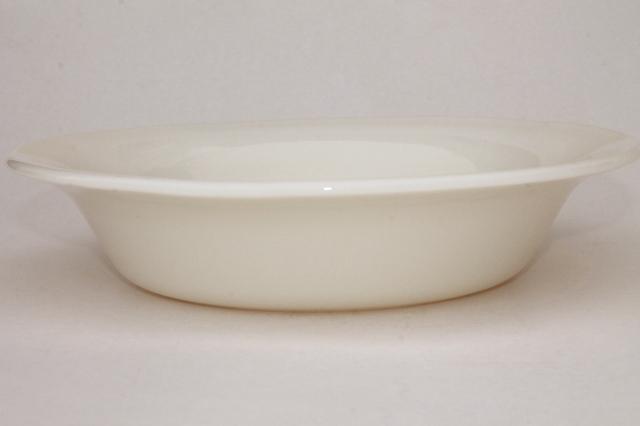 photo of old ivory Corning glass restaurant ware, deep dish pie plates or serving bowls  #3