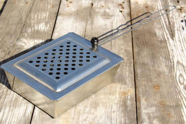 photo of old metal basket popcorn popper w/ wire handle, vintage campfire / fireplace corn popper  #8