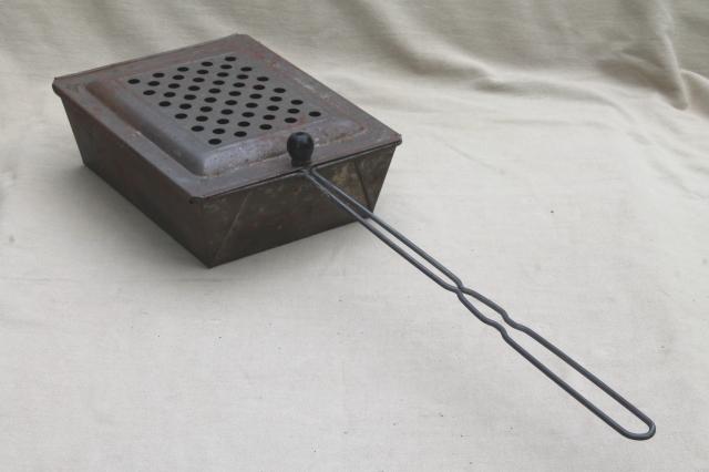 photo of old metal basket popcorn popper w/ wire handle, vintage campfire / fireplace corn popper  #1