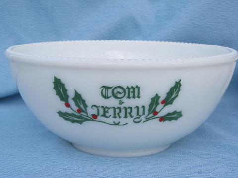 photo of old milk glass Tom and Jerry eggnog set, green and red Christmas holly #2