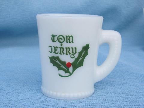 photo of old milk glass Tom and Jerry eggnog set, green and red Christmas holly #3