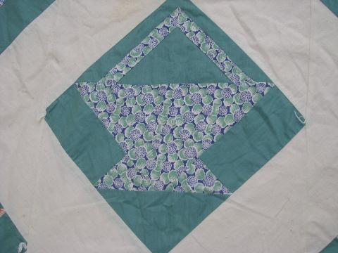 photo of old patchwork flour sack quilt w/ flower basket pattern blocks, vintage 1930s-40s #5