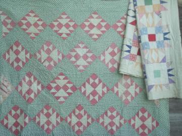catalog photo of old patchwork quilts in pink & green, vintage star pattern quilt lot
