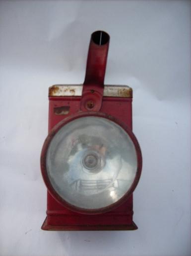 photo of old red Burgess portable lantern flashlight, Freeport, IL #2