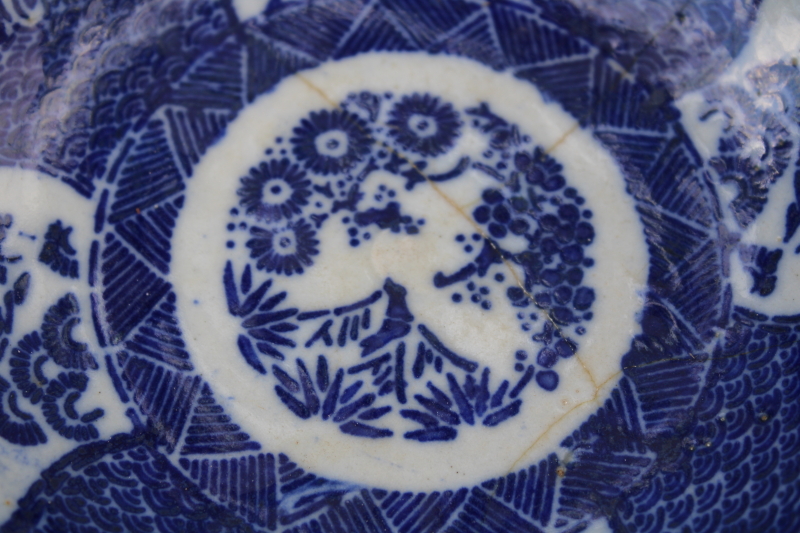 photo of old repaired Japanese or Chinese porcelain bowl Imari pattern ko sometsuke vintage blue and white china #6