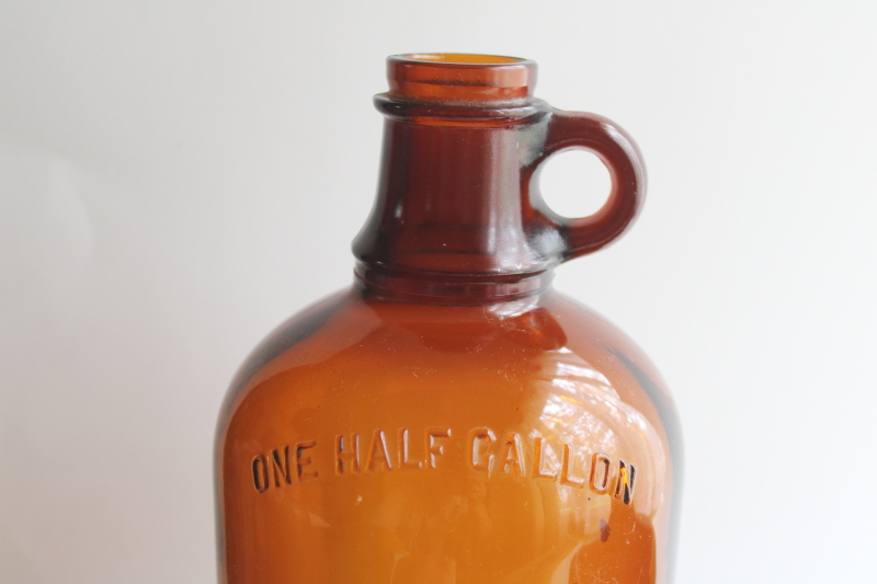 photo of old root beer brown glass jugs, vintage amber bottles half gallon & quart size  #2