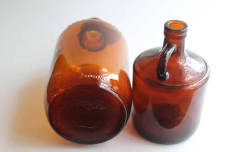 photo of old root beer brown glass jugs, vintage amber bottles half gallon & quart size  #3